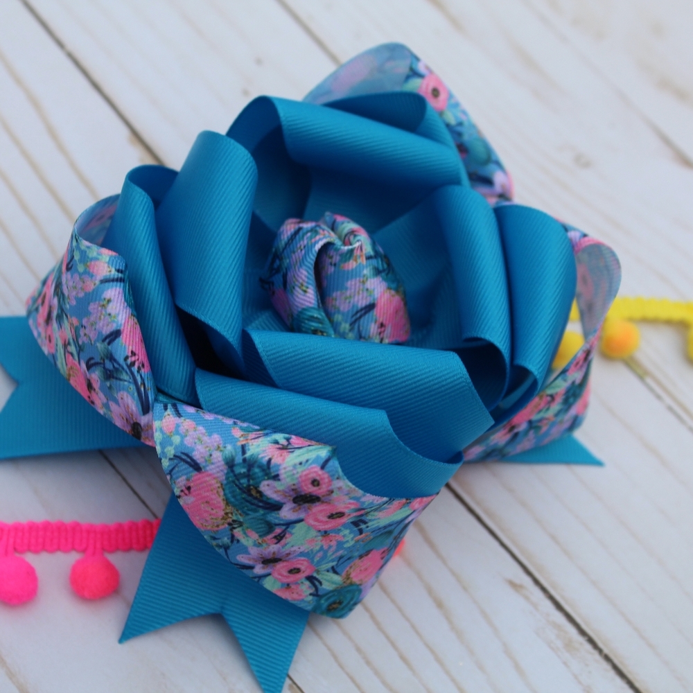 Boutique bow 5 inch triple
